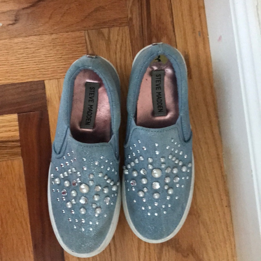 Pearl blue shoes Steve Madden